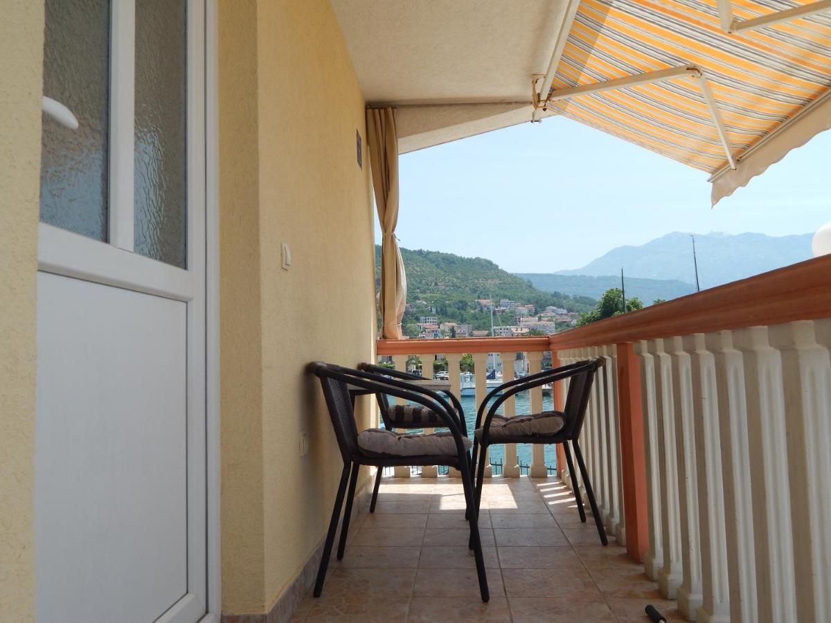 Apartmani Sindik Tivat Exterior foto